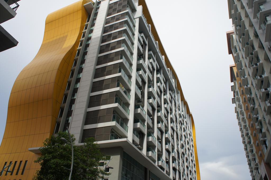 Apartment At Ara Damansara Petaling Jaya Luaran gambar